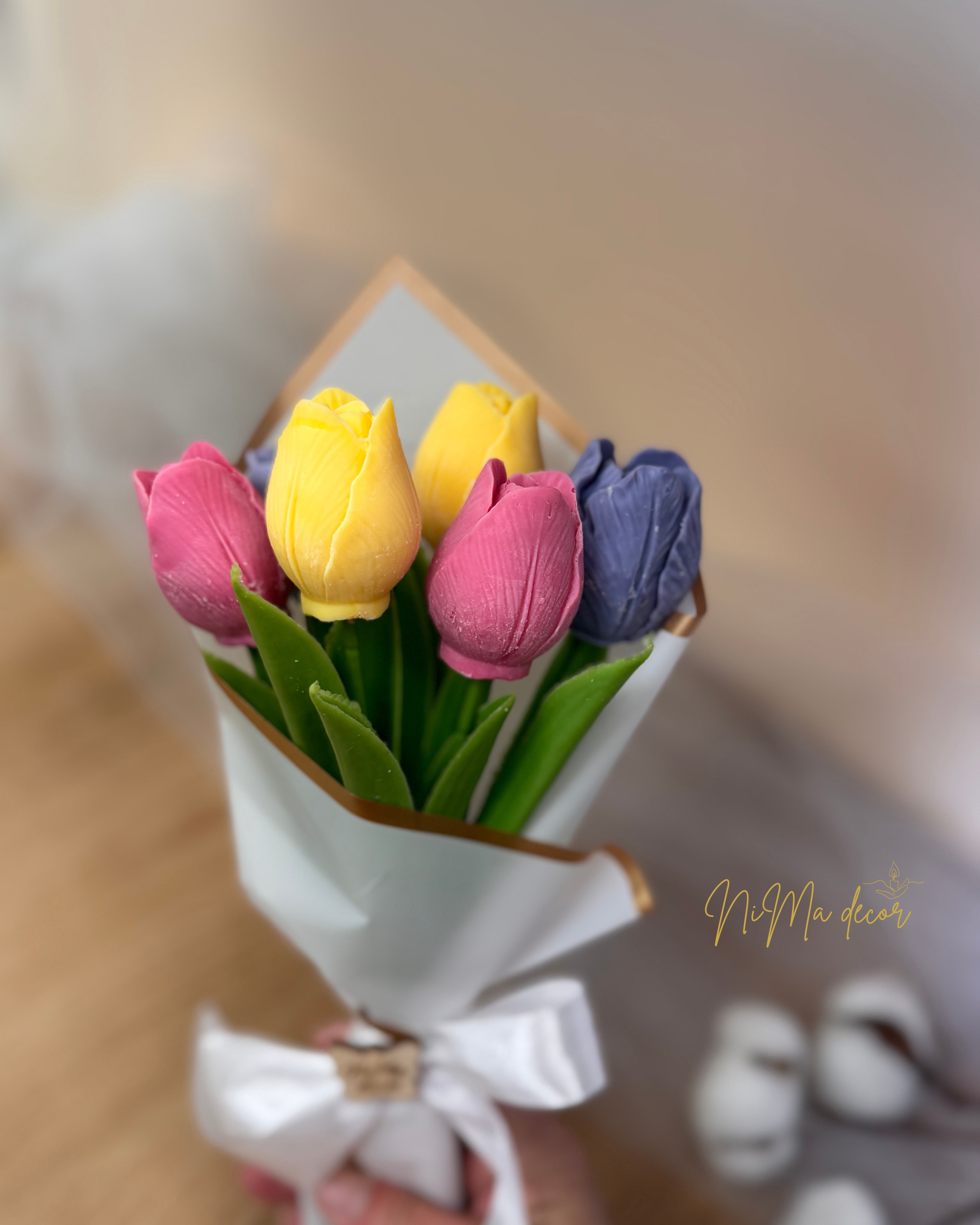 Buket tulipana S 8